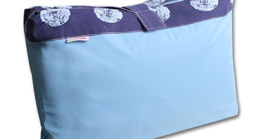 תיק של מיננה עם שטיח